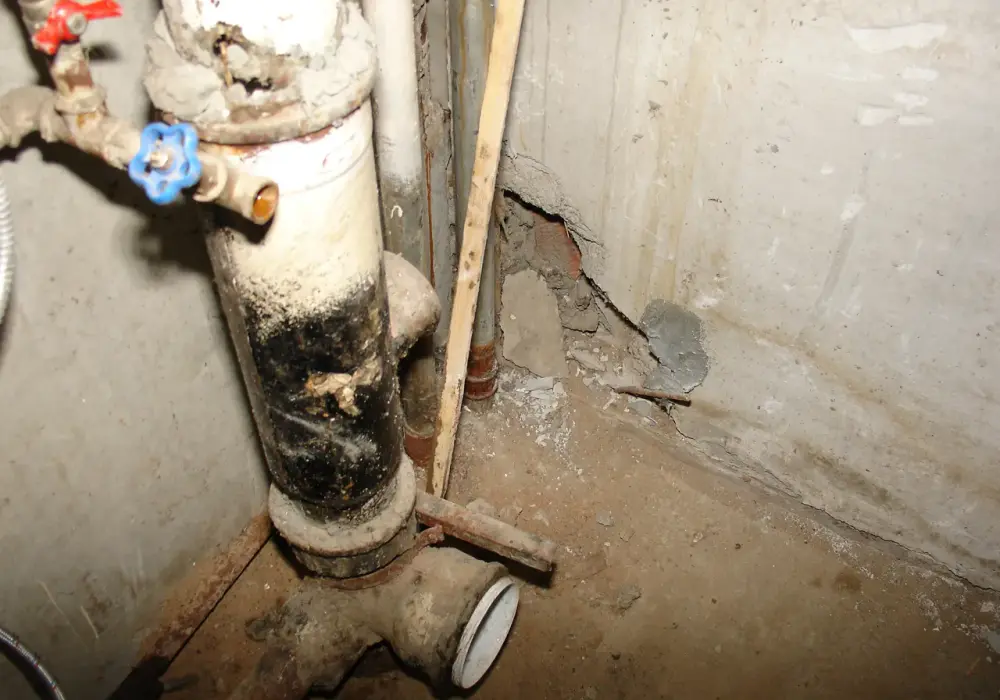 Pion sanitarny w bloku - Kto odpowiada za awarie i wymianę?