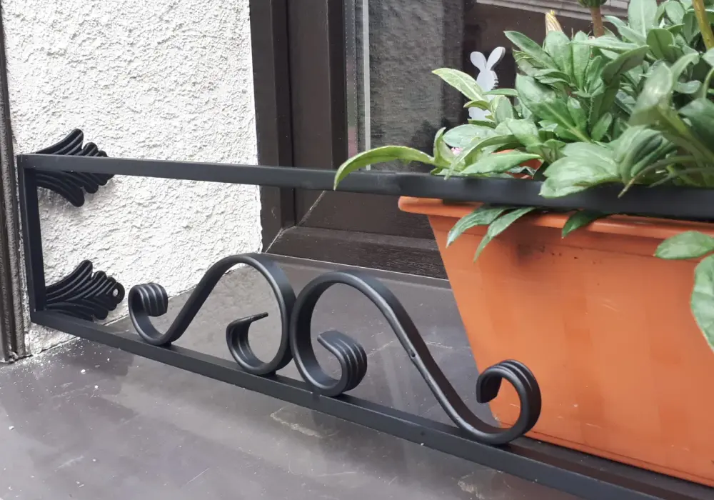 Barierki na parapet bez wiercenia - Jak wybrać i zamontować?