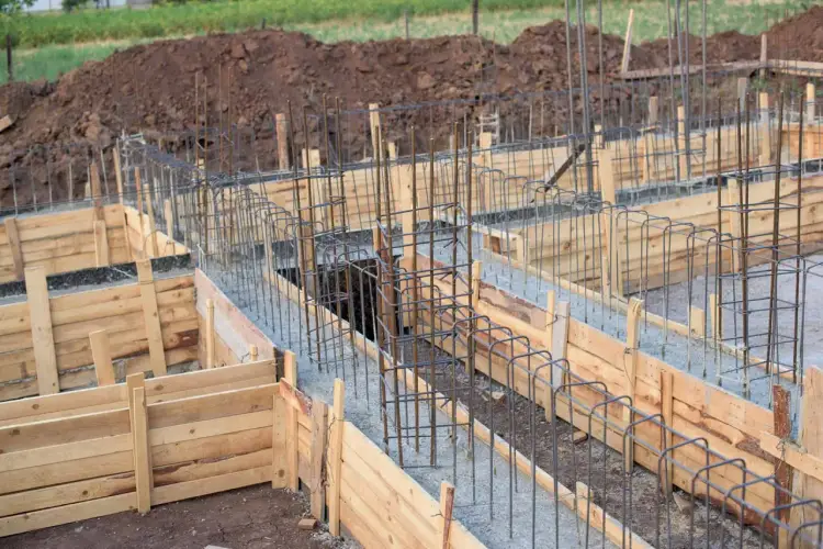 Szalowanie ław fundamentowych - zrób to dobrze i trwale